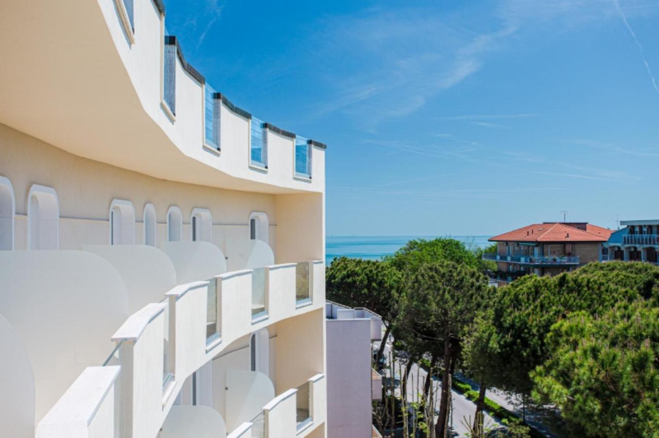 Hotel Schiller Cervia Dış mekan fotoğraf